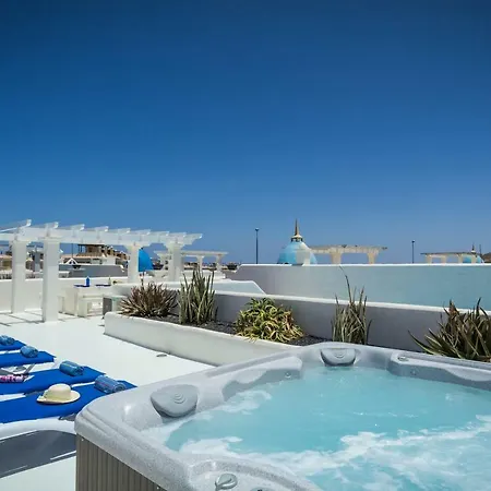 Estrella Villa